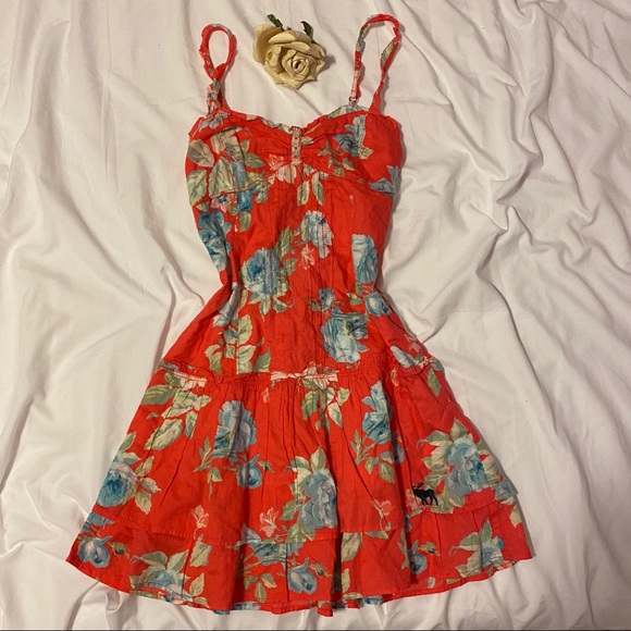Abercrombie & Fitch Dresses & Skirts - Abercrombie & Fitch Floral Dress